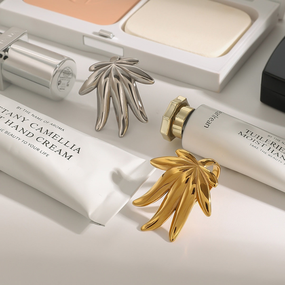 Monala maple leaf rings