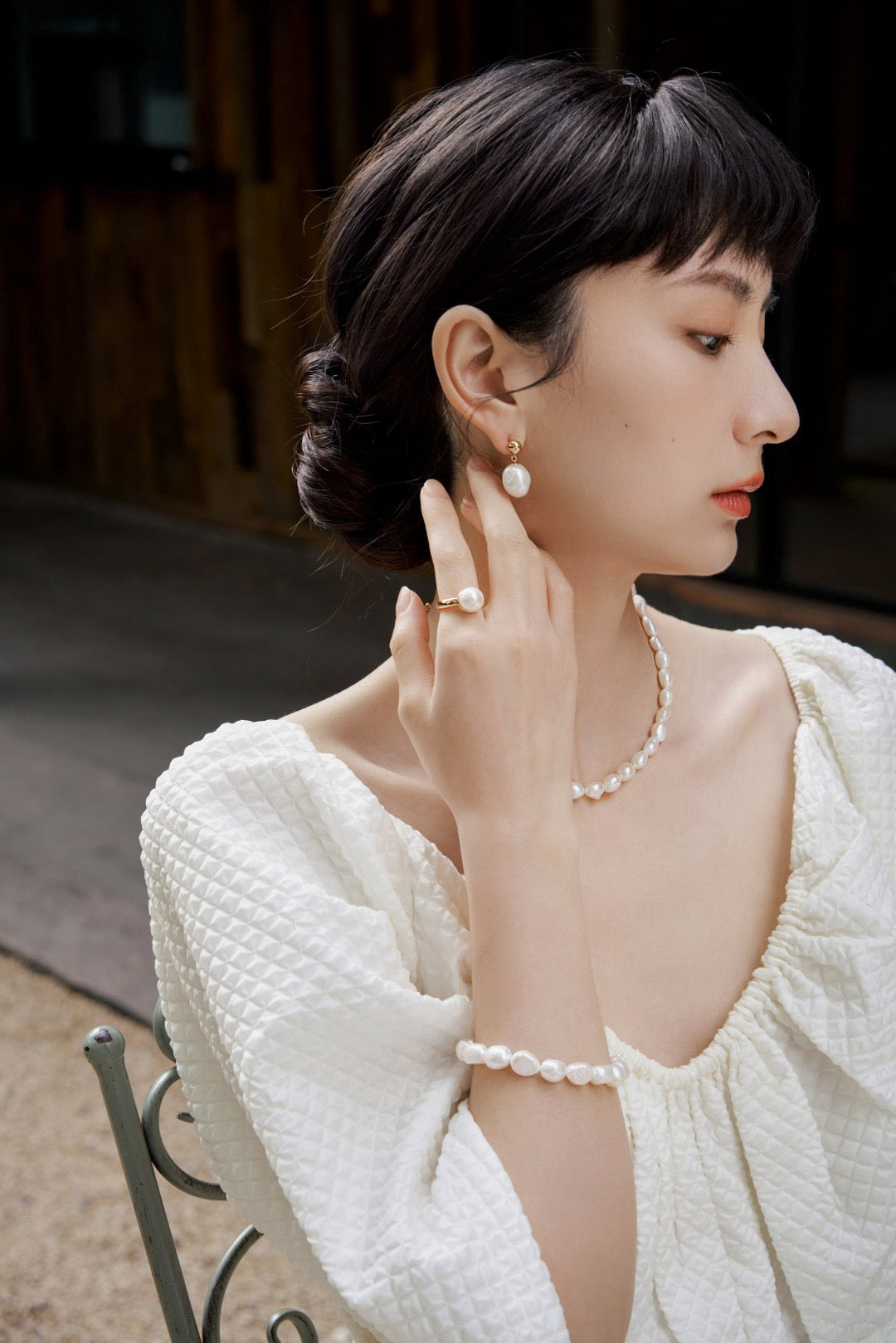 Casa Simple classic single pearl ring