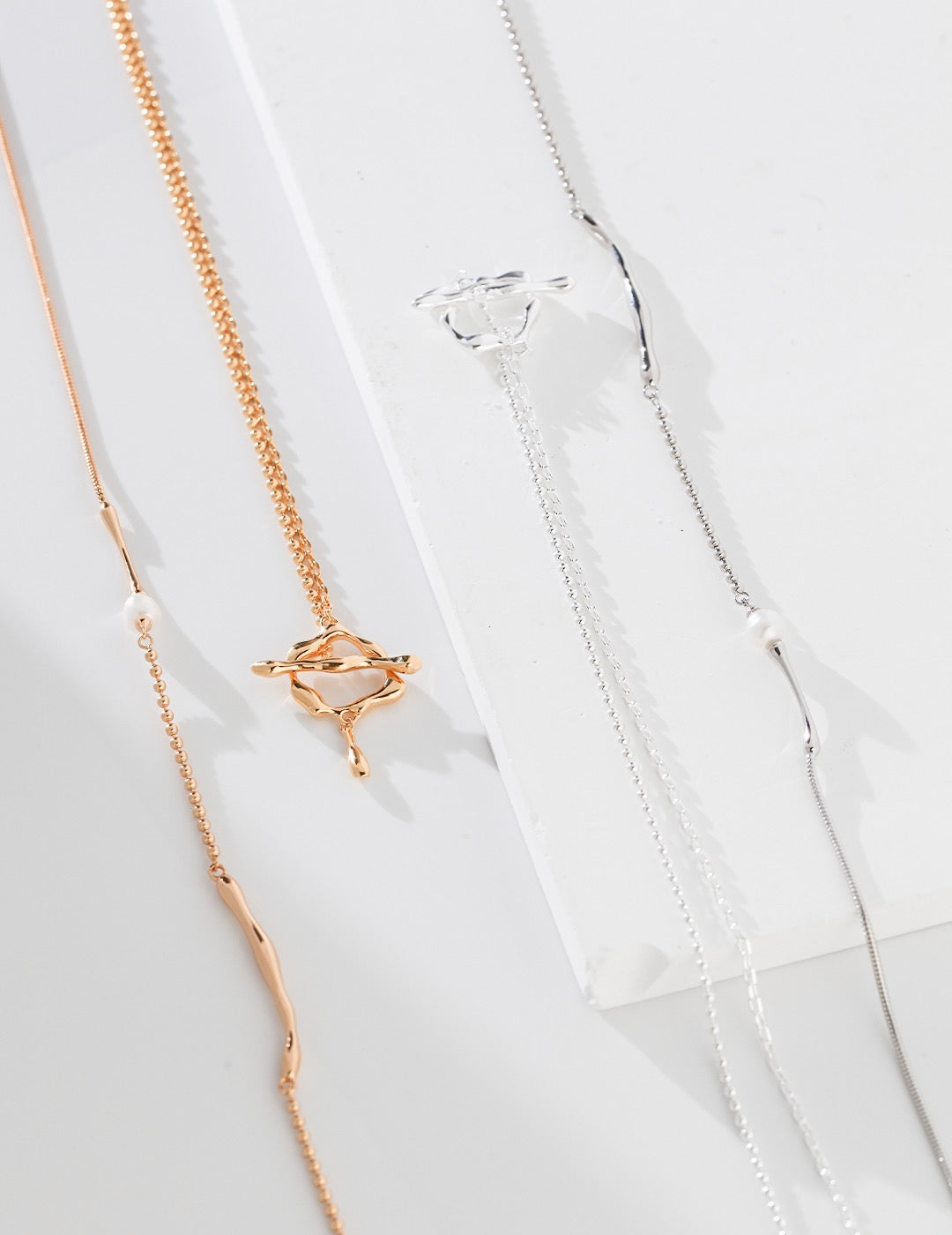 Westria Single pearl necklace