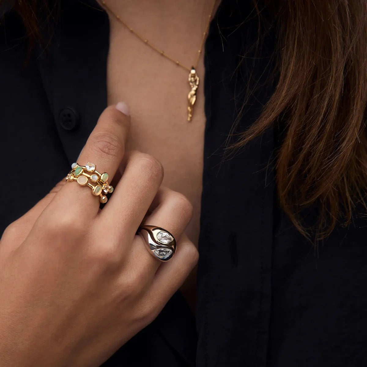 Hewlett twin rings set