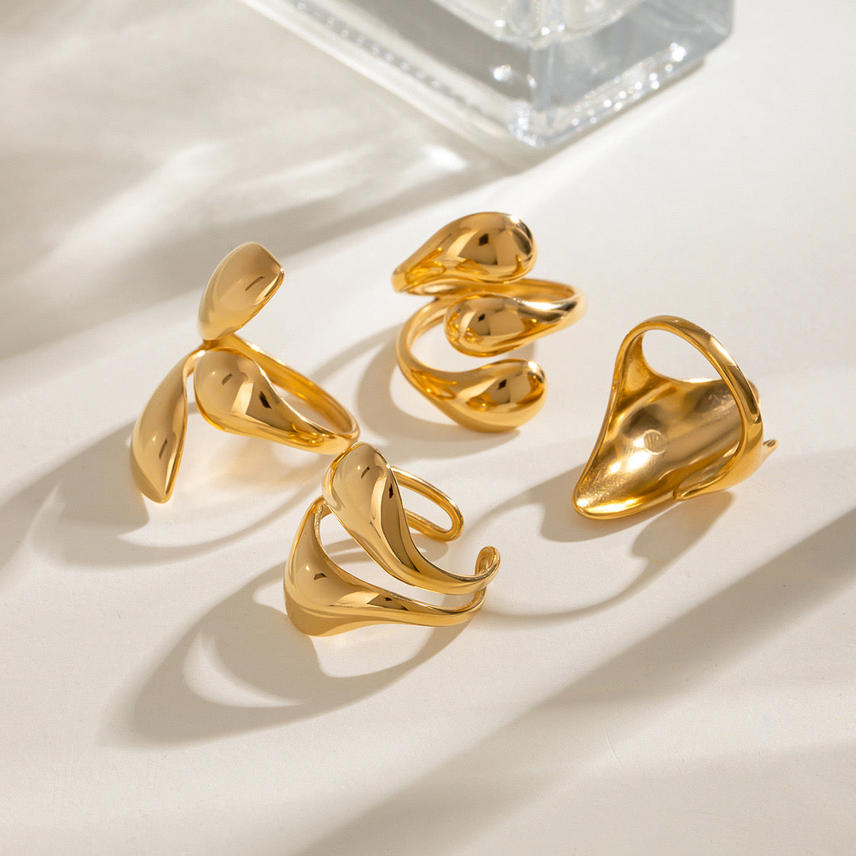 Chelsea Abstract concept rings