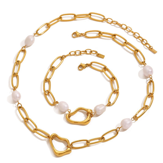Freshwater pearls chain set