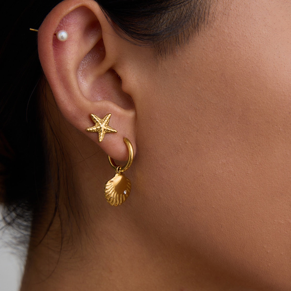 Dainty stacking earrings set