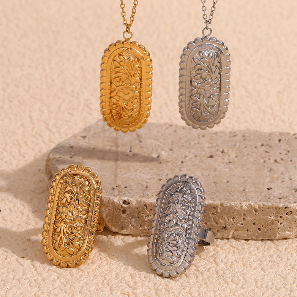 Tommy Rose metallic rings