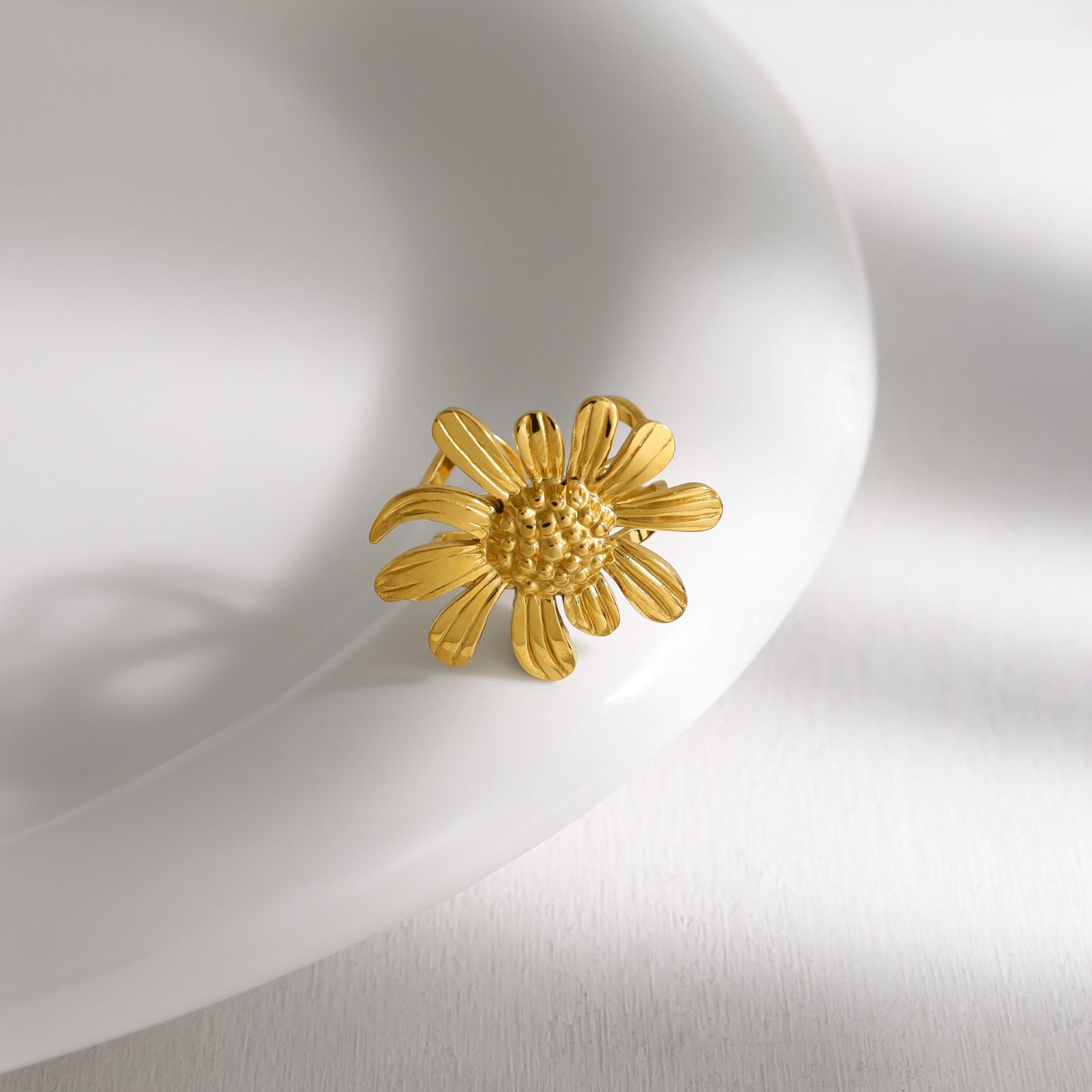 Sunny Sunflower ring