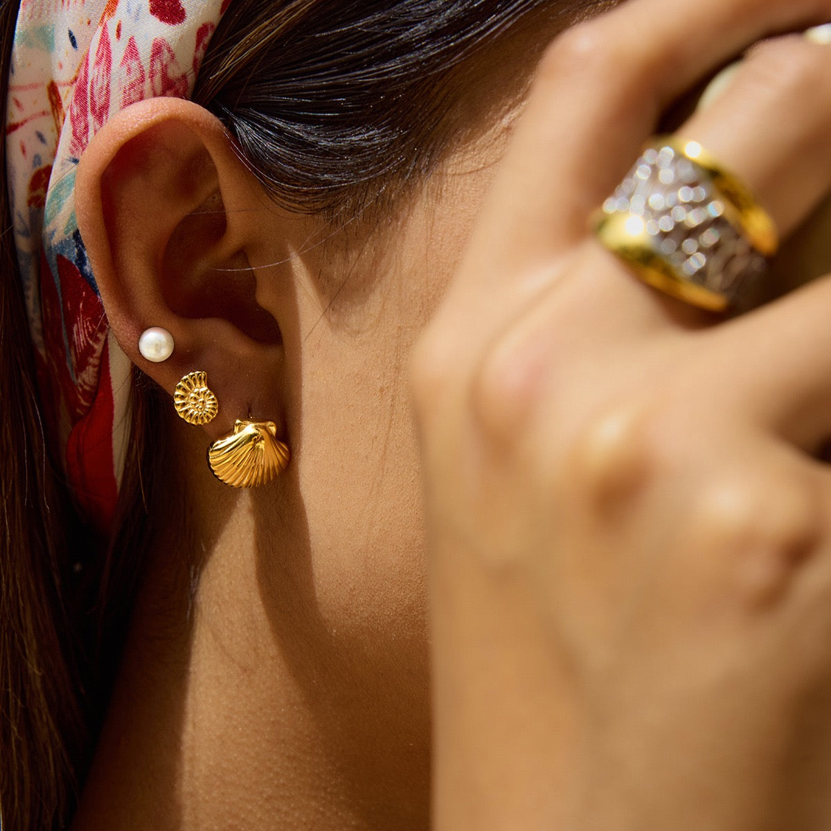 Dainty stacking earrings set