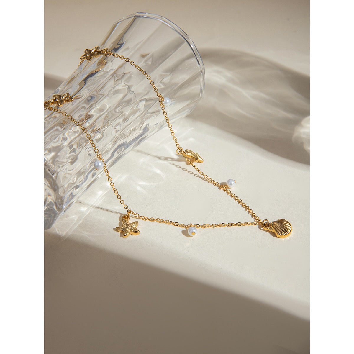 Dainty shell necklace