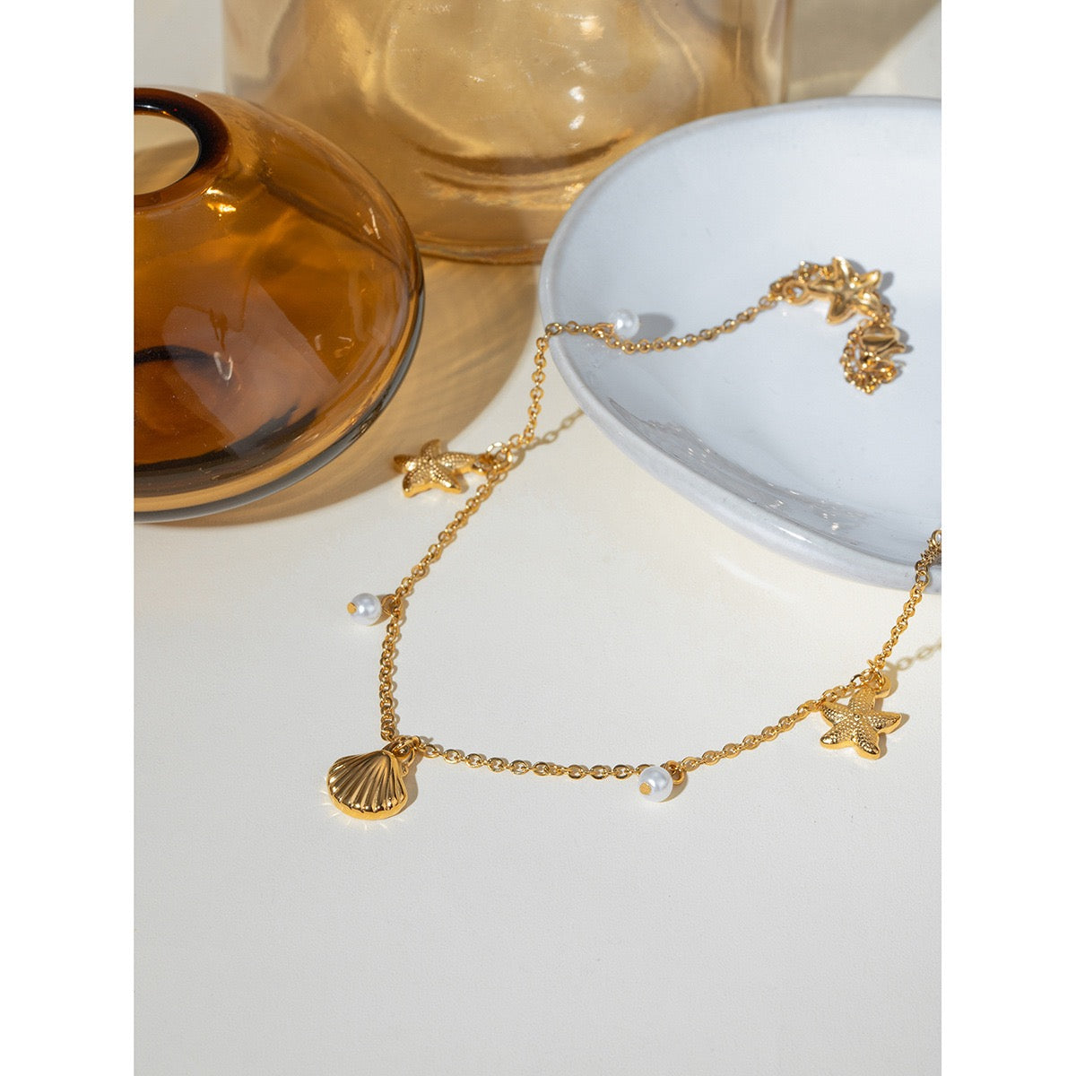 Dainty shell necklace