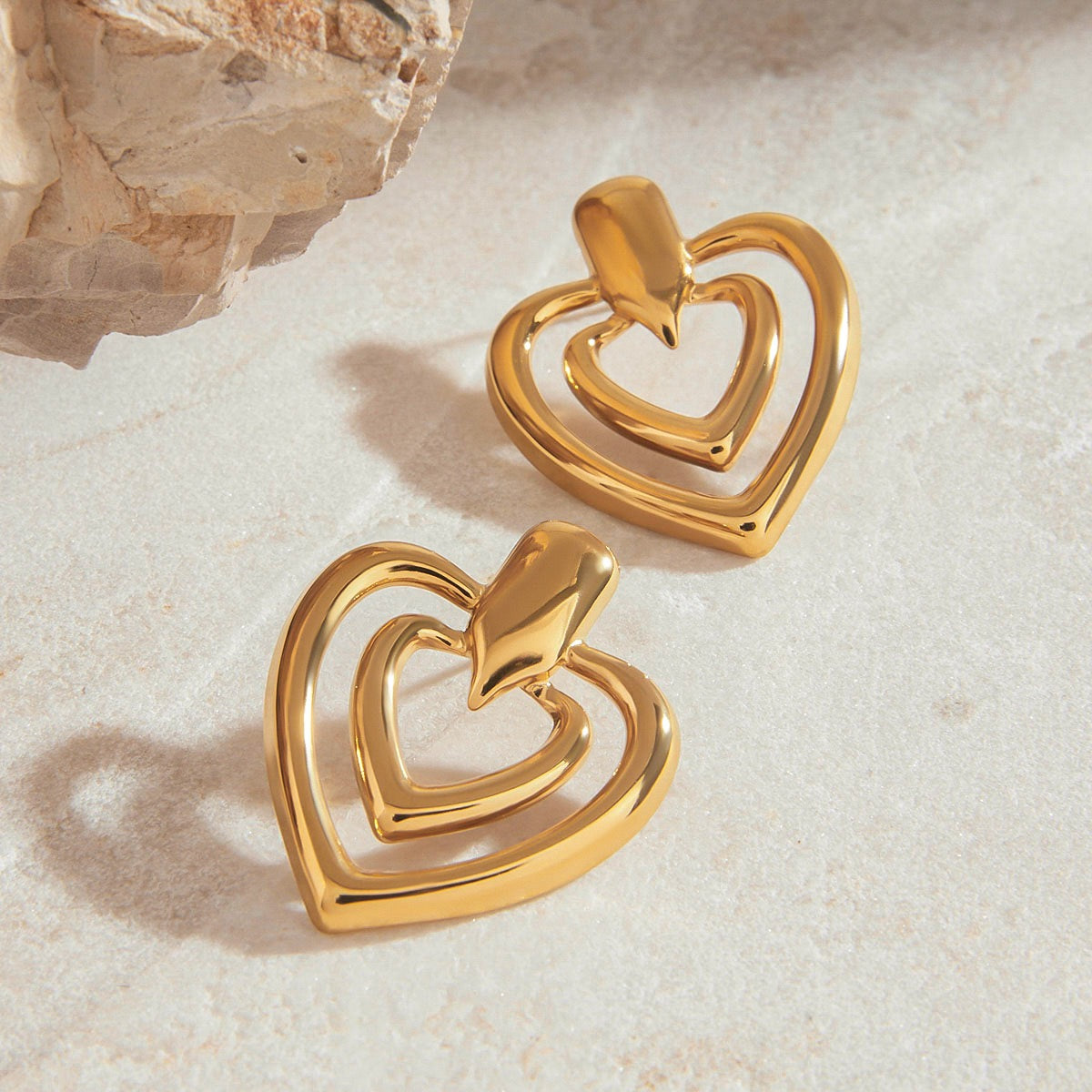 Corwell heart earrings