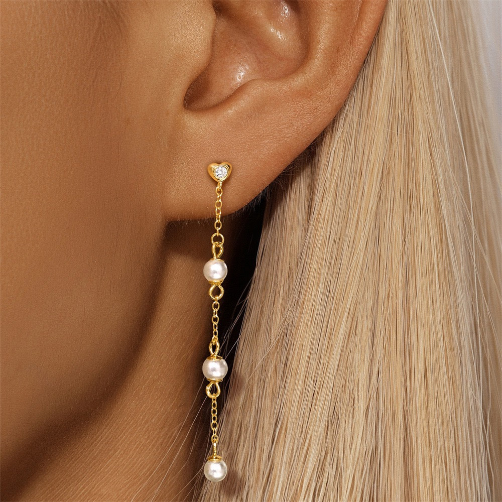 Sterling silver dainty pearly earrings