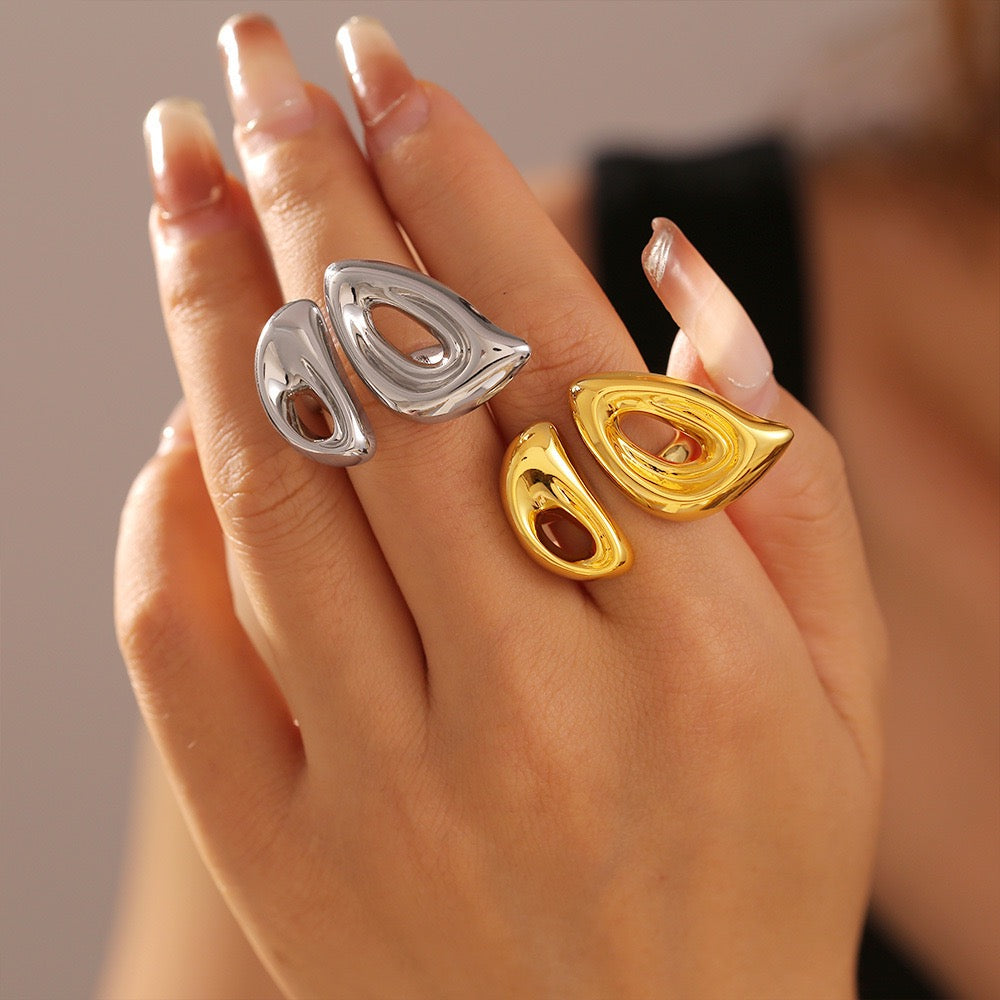 Weenora statement rings