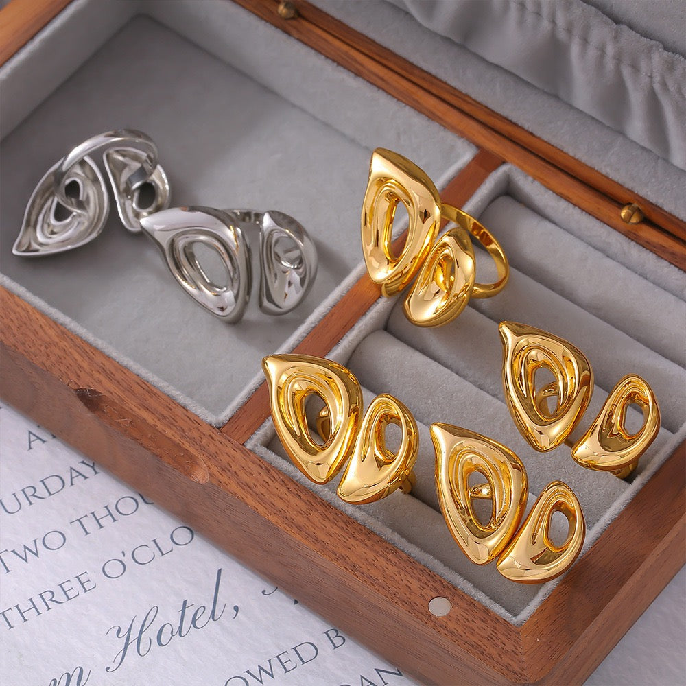 Weenora statement rings