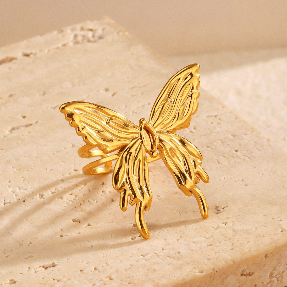 Kila Big buttery rings