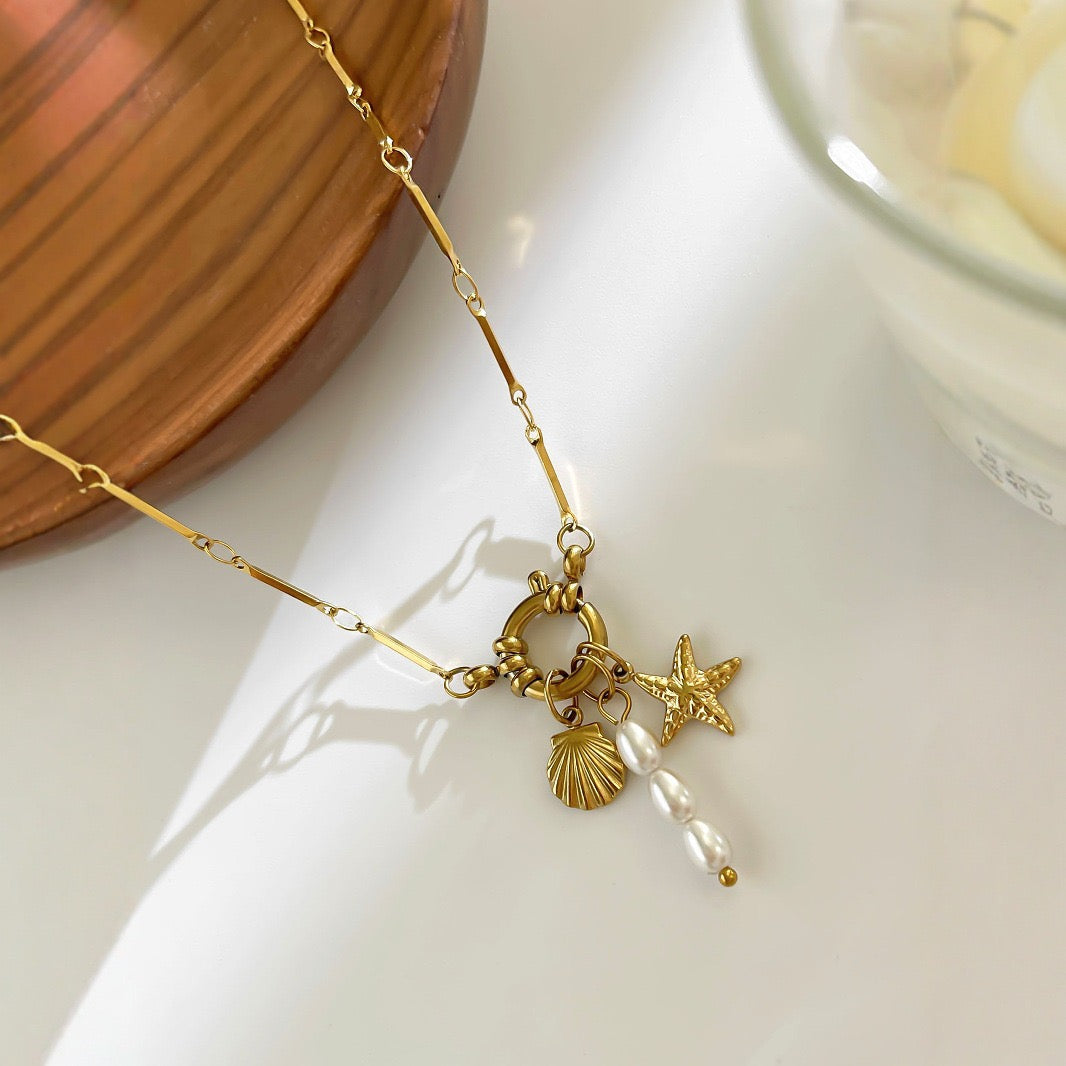 Shell starfish charm necklace