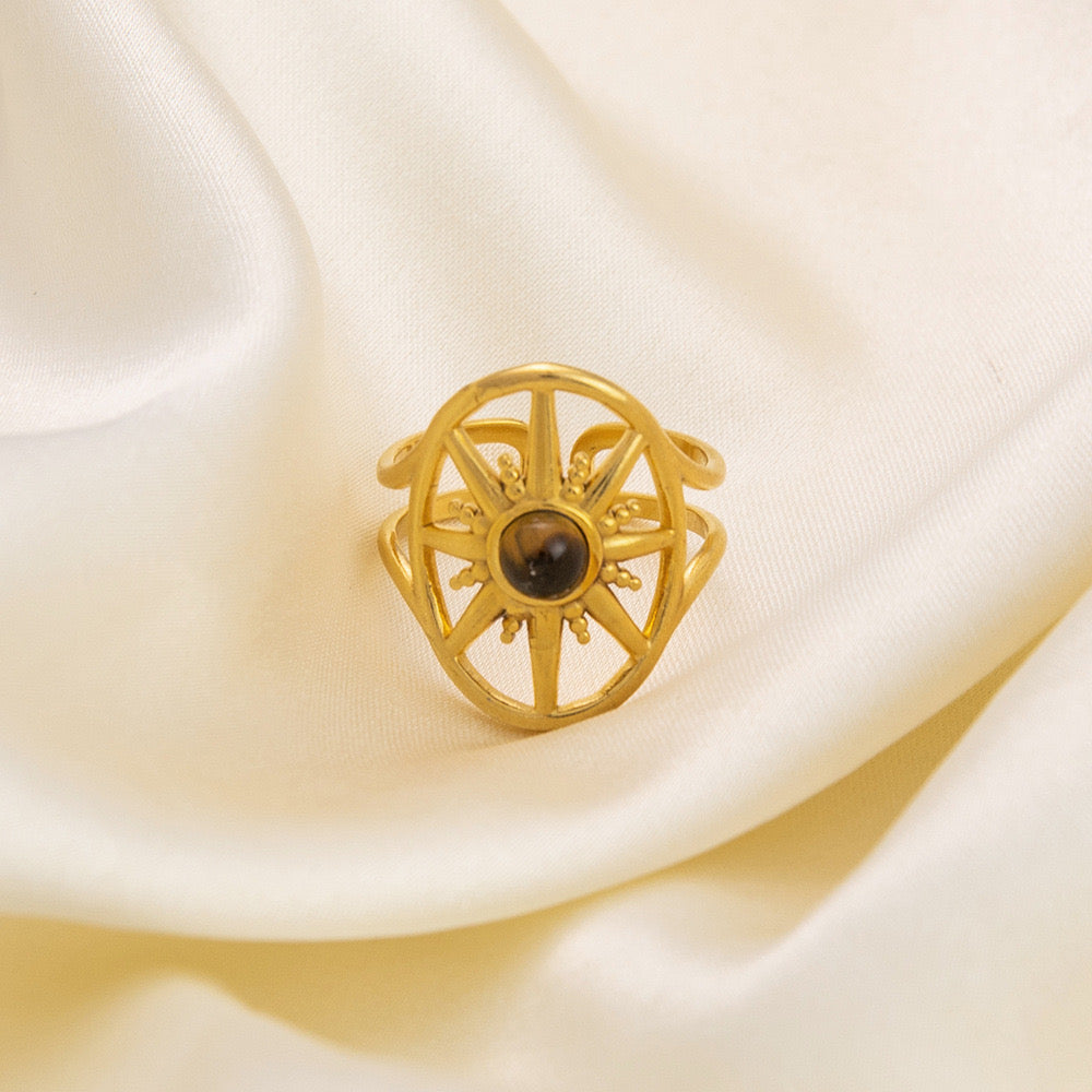 Jocelyn Burning sun rings