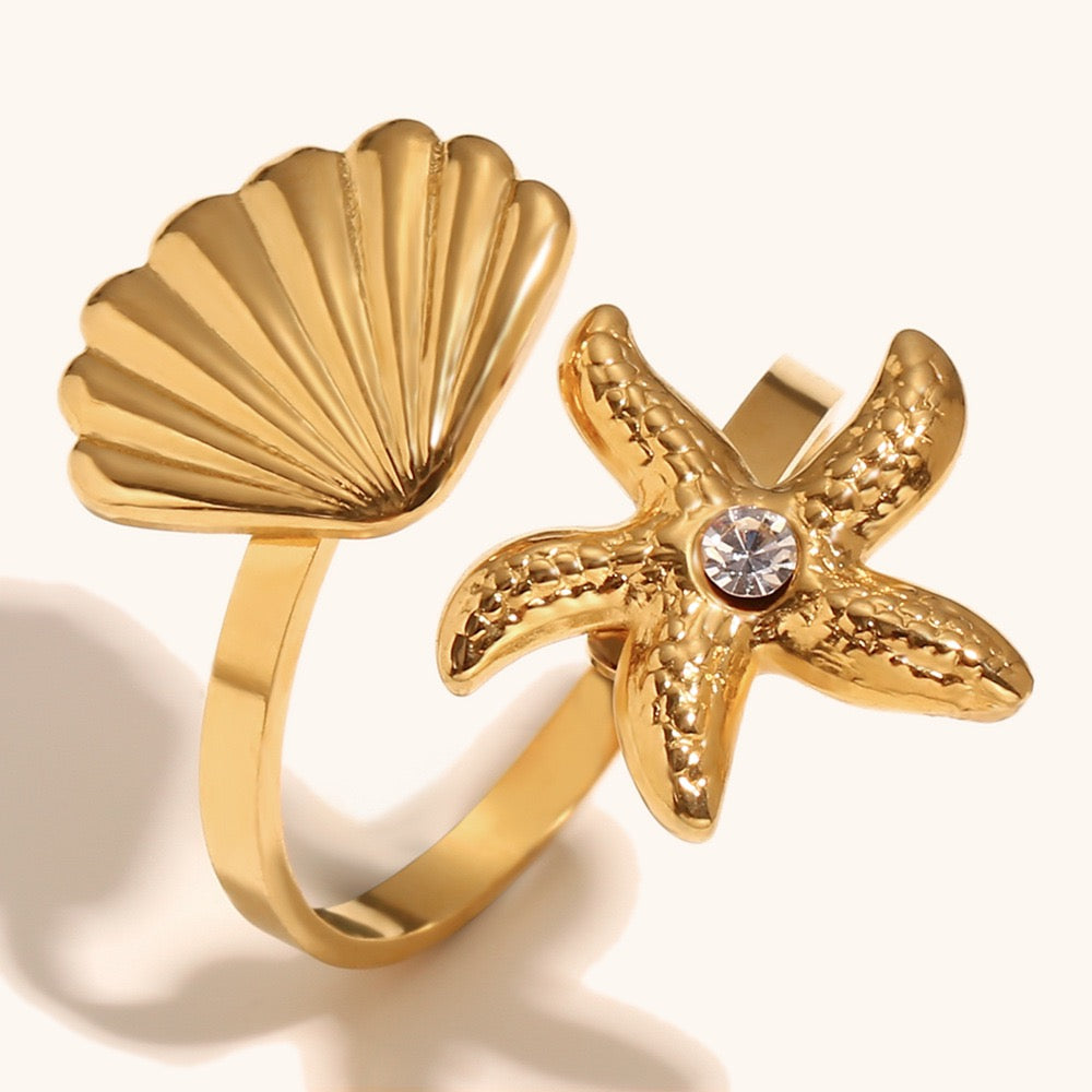 Lucinda shell starfish ring