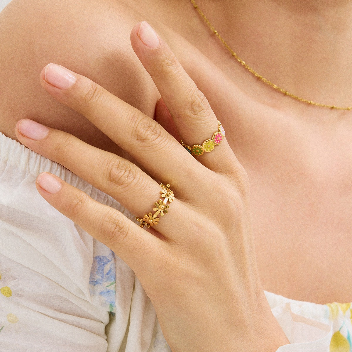 Rainbow Daisy rings