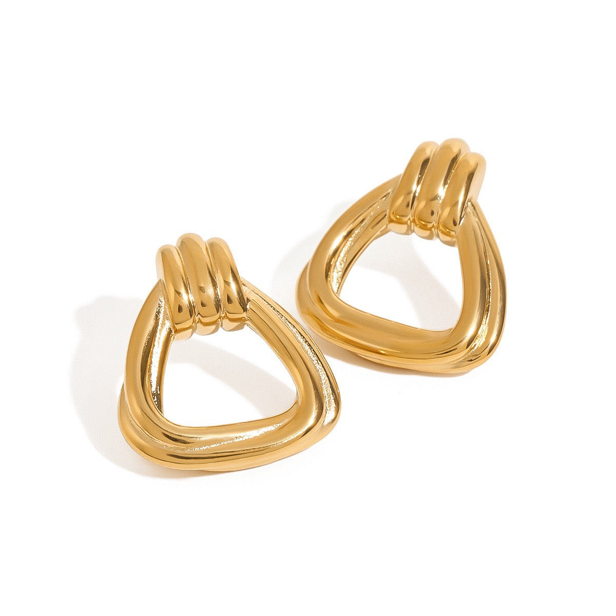 Boorea triangle studs