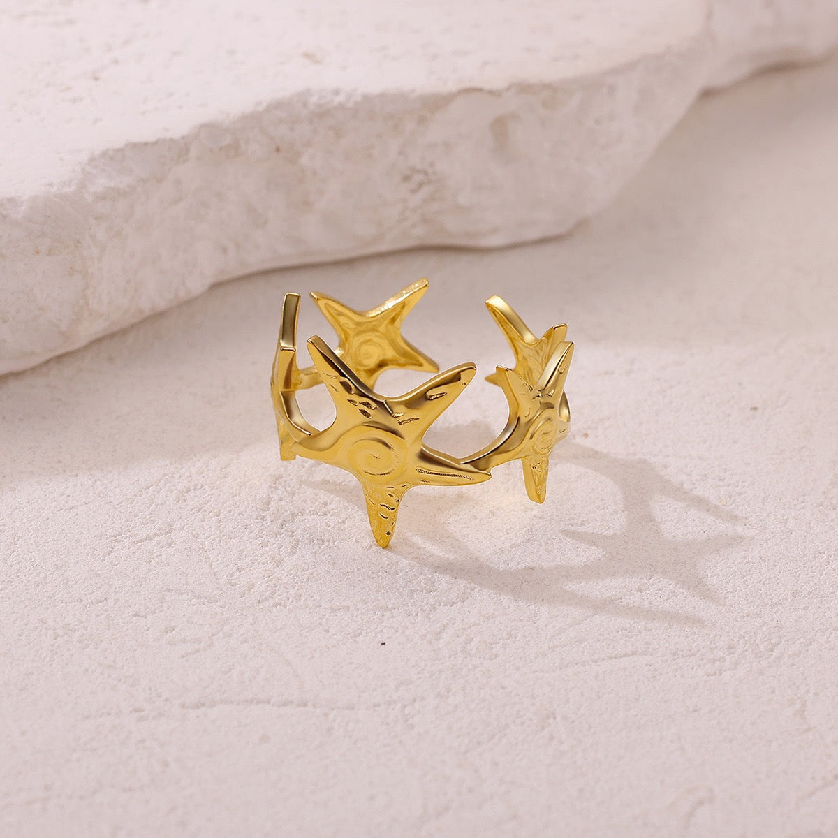 Anna Bondi pearly collection