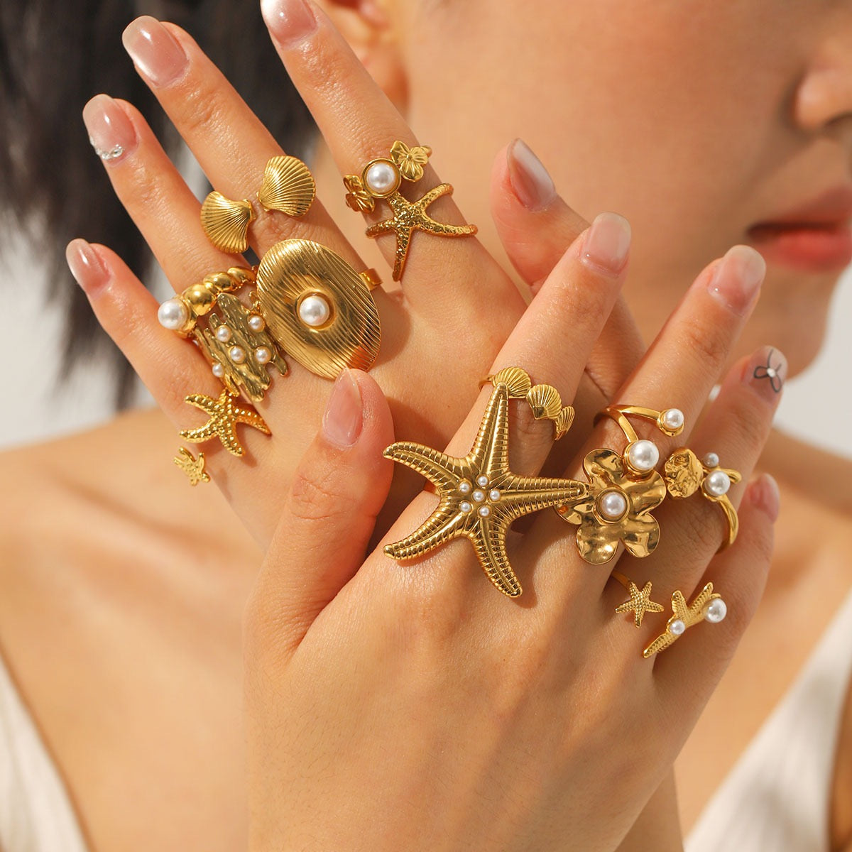 Anna Bondi pearly collection