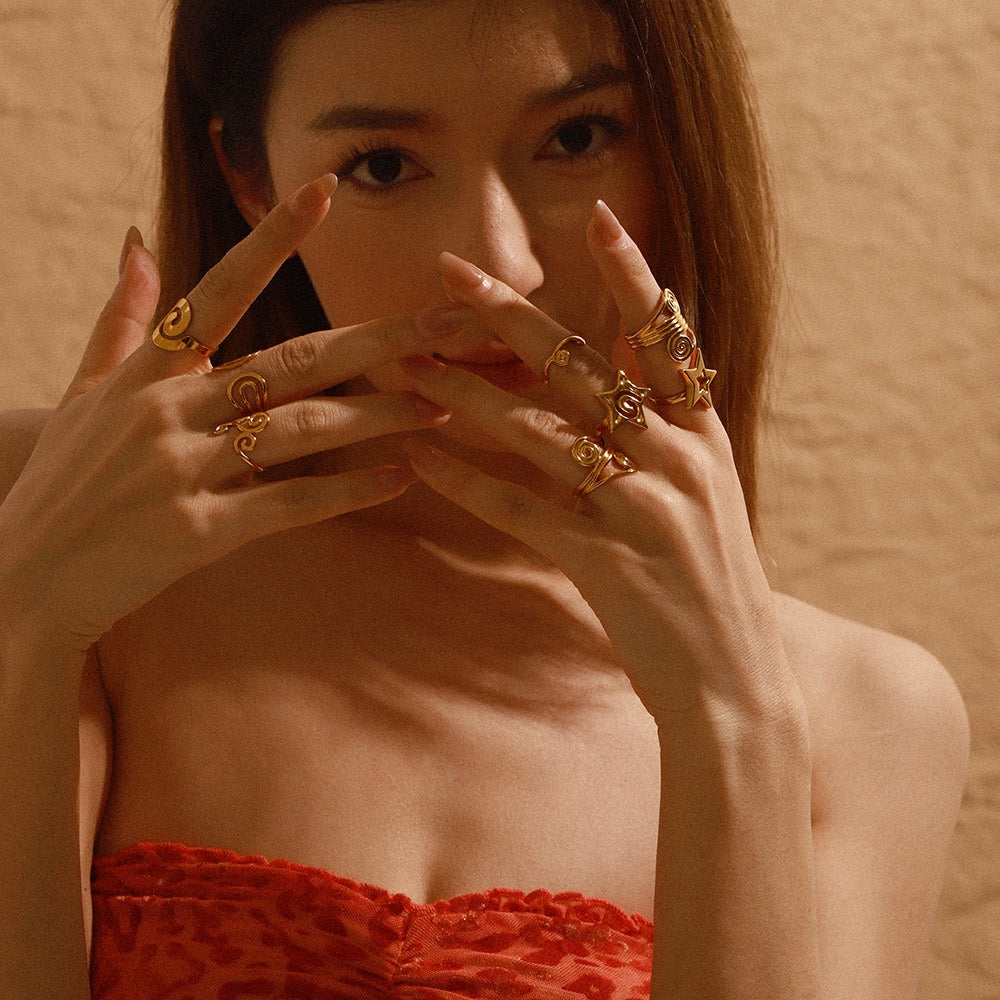 Hargroove swirl rings collection