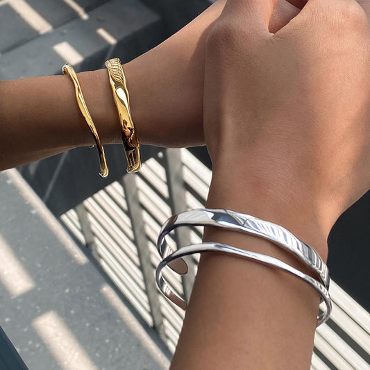 Manchester classic bangle