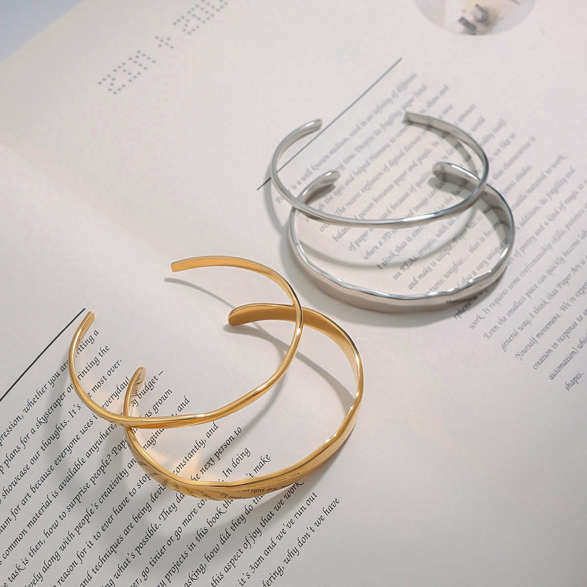 Manchester classic bangle