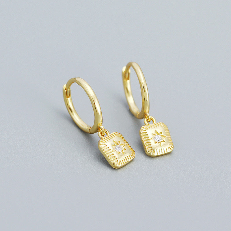 Yula Rock sterling silver earrings