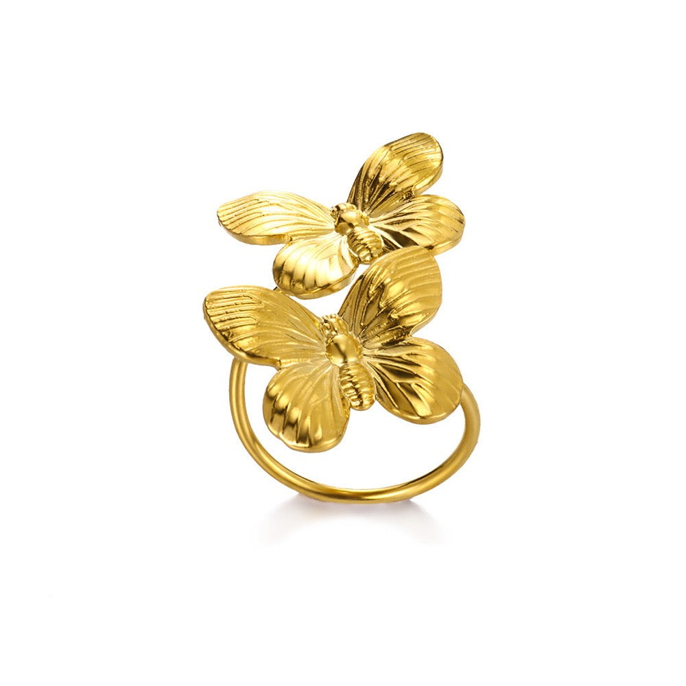 Double butterfly rings
