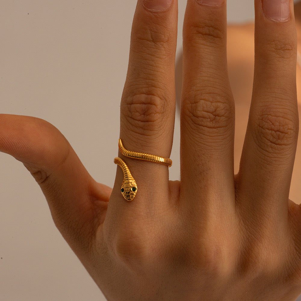 Tim Dainty snake ring