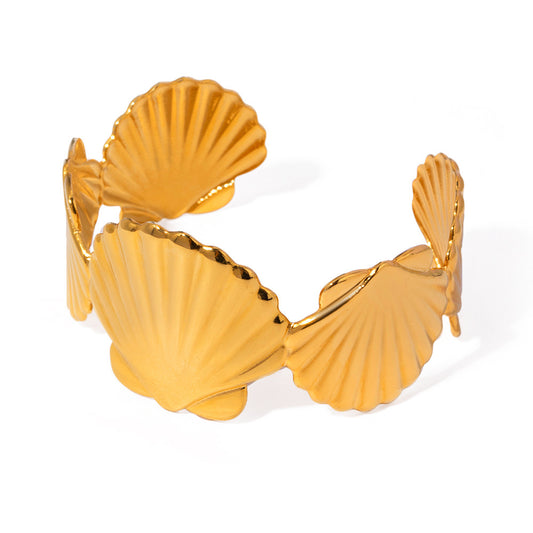 Bondi Elsa seashell bangle