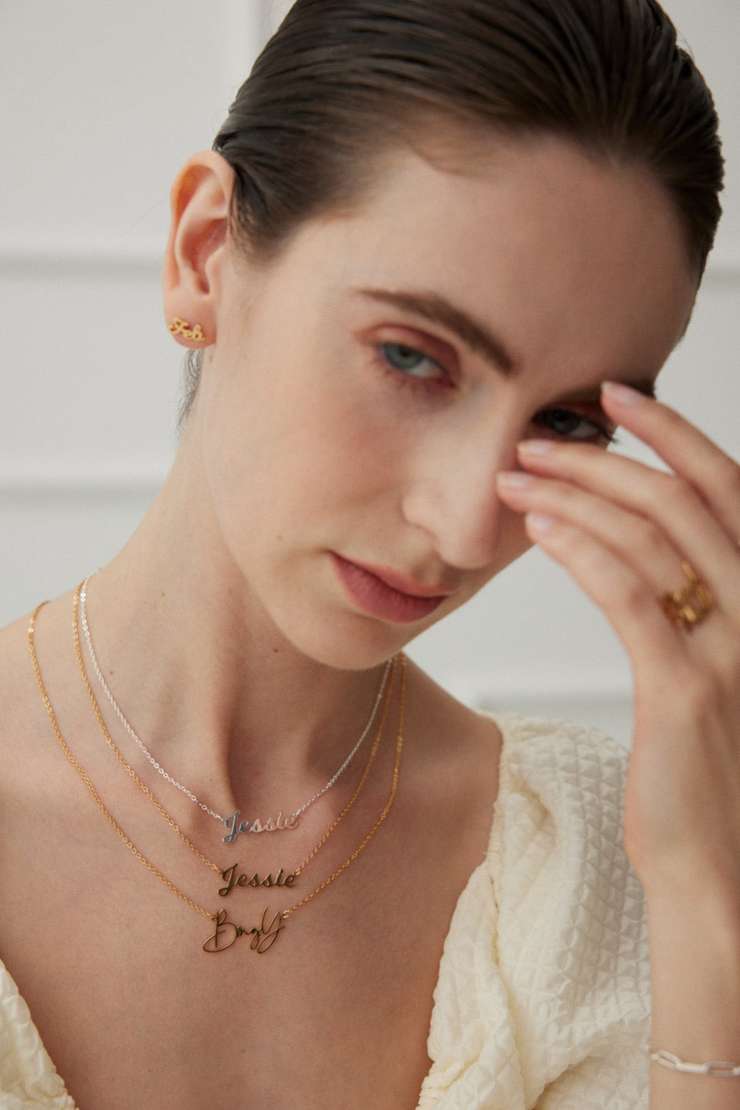 A customized name necklace sterling silver