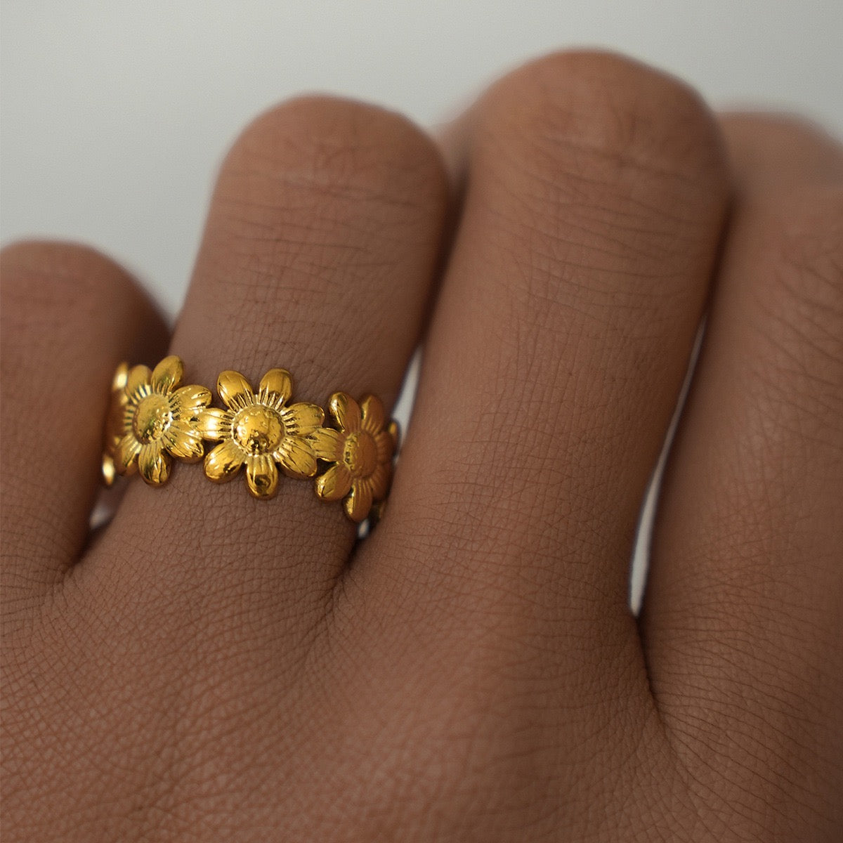 Berrima Sunflower rings