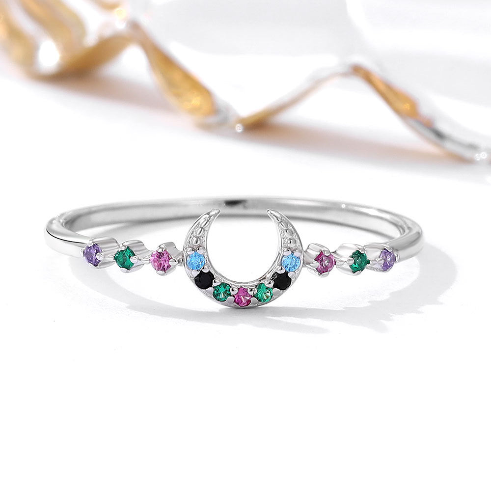 Kamelia Rainbow moon dainty ring