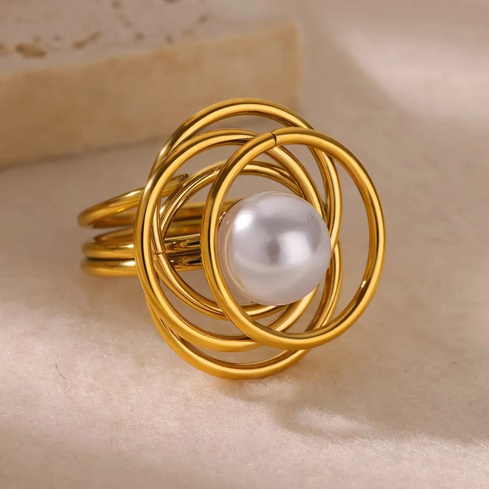 Golden nest rings