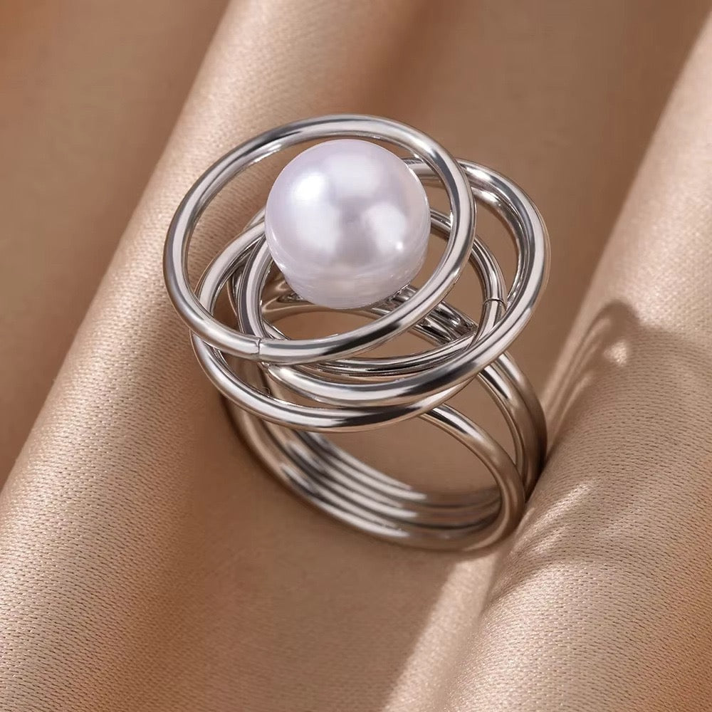 Golden nest rings