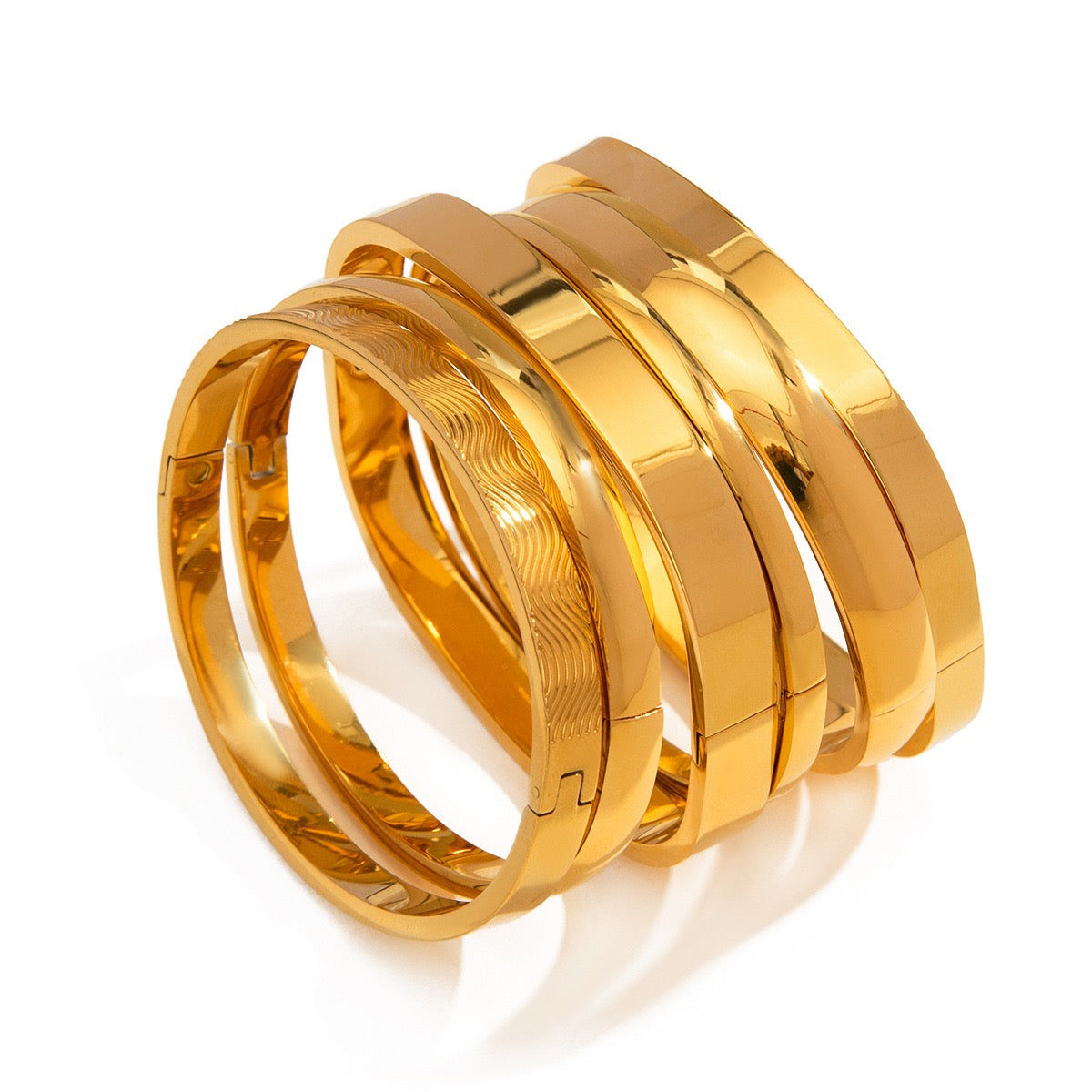 Classic gold bands bangles