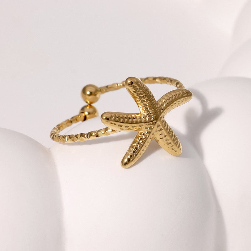 Dainty starfish rings