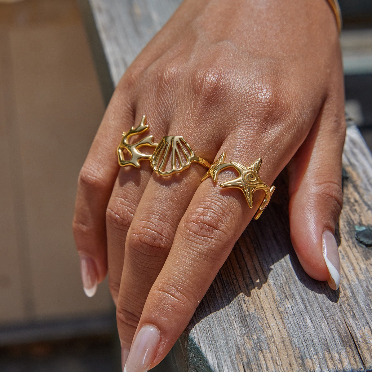 Swirl starfish ring