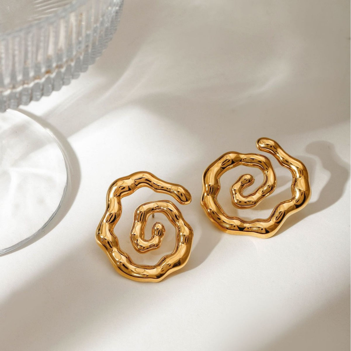 Melting swirl earrings