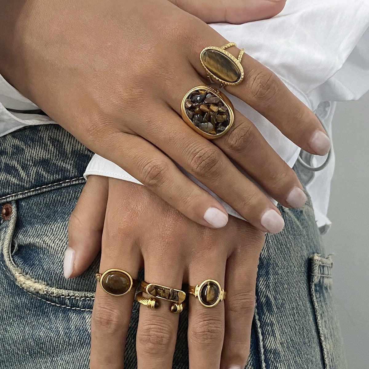 Tiger eye collection