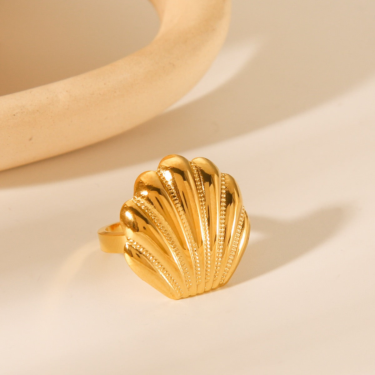 Bondi Jeffrey mermaid shell ring