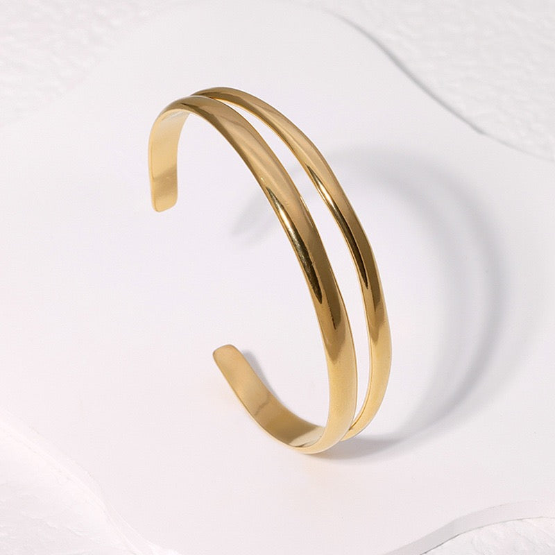 Layer bangle