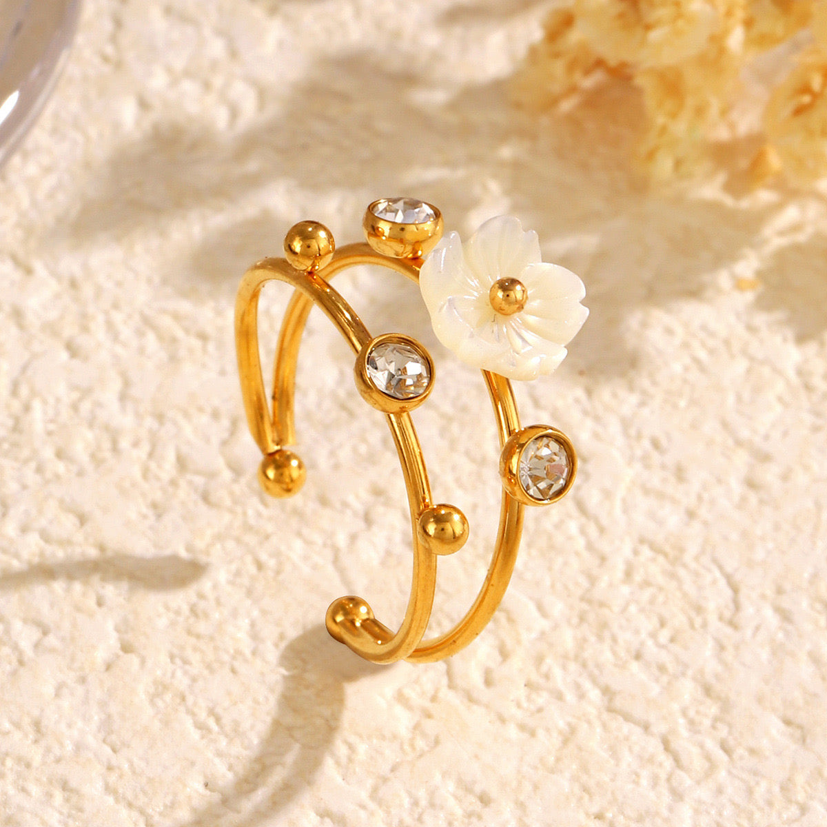 Arya White flower rings collections