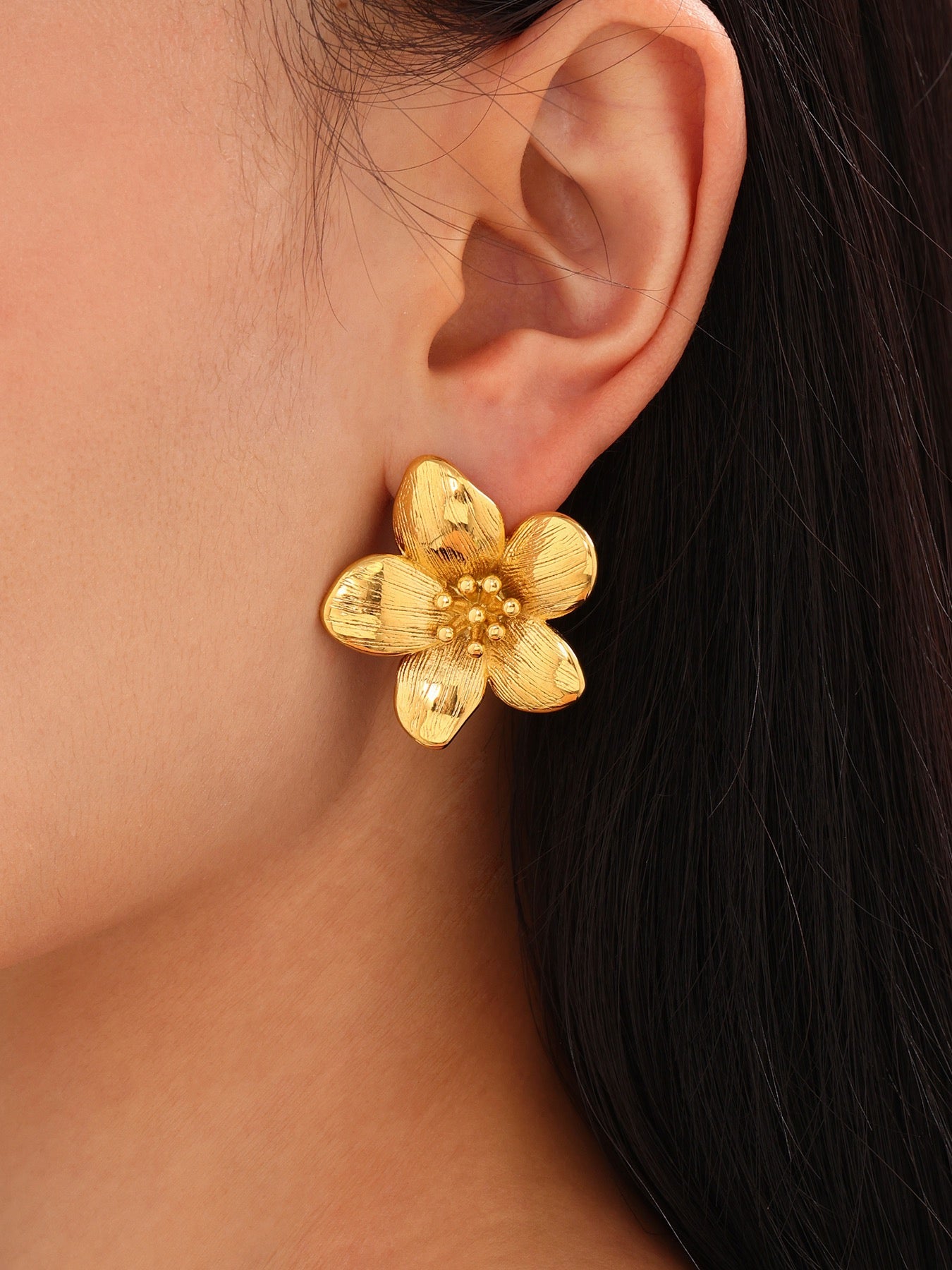 Nancy flower earrings