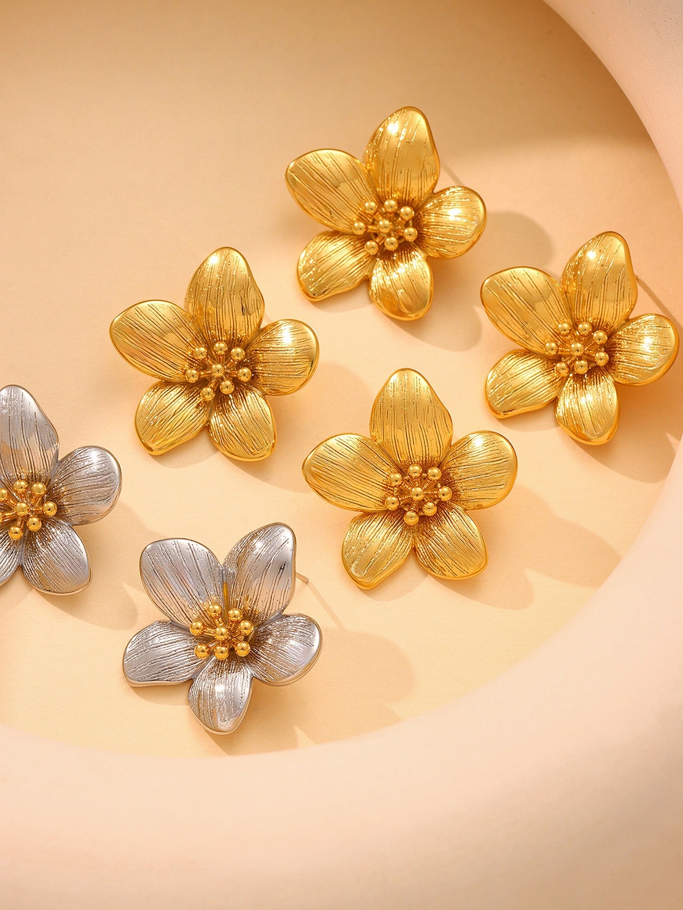 Nancy flower earrings