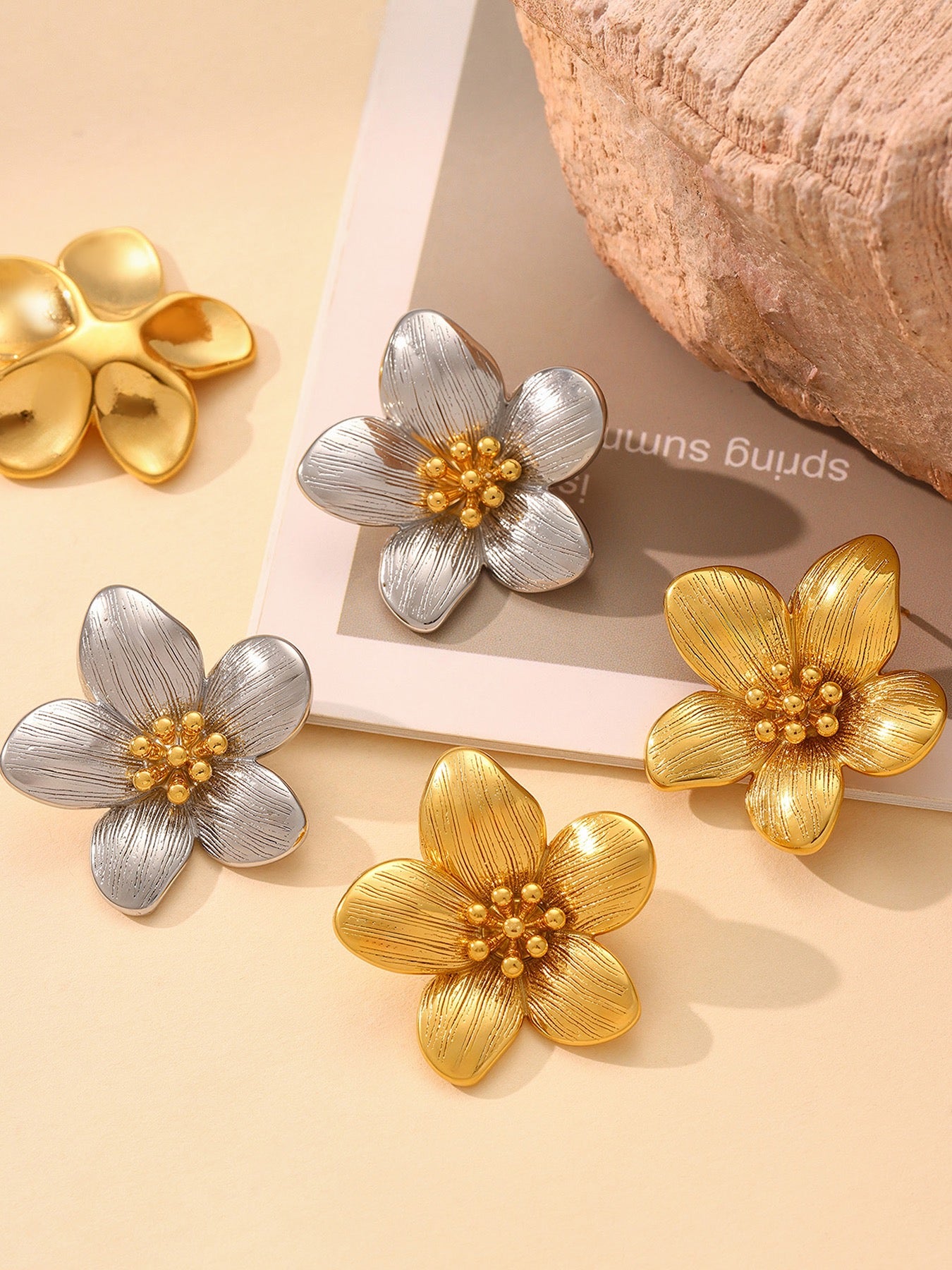 Nancy flower earrings