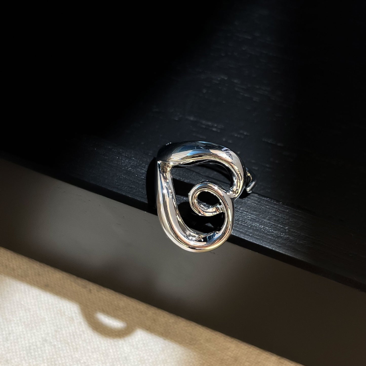 Twirly sterling silver ring