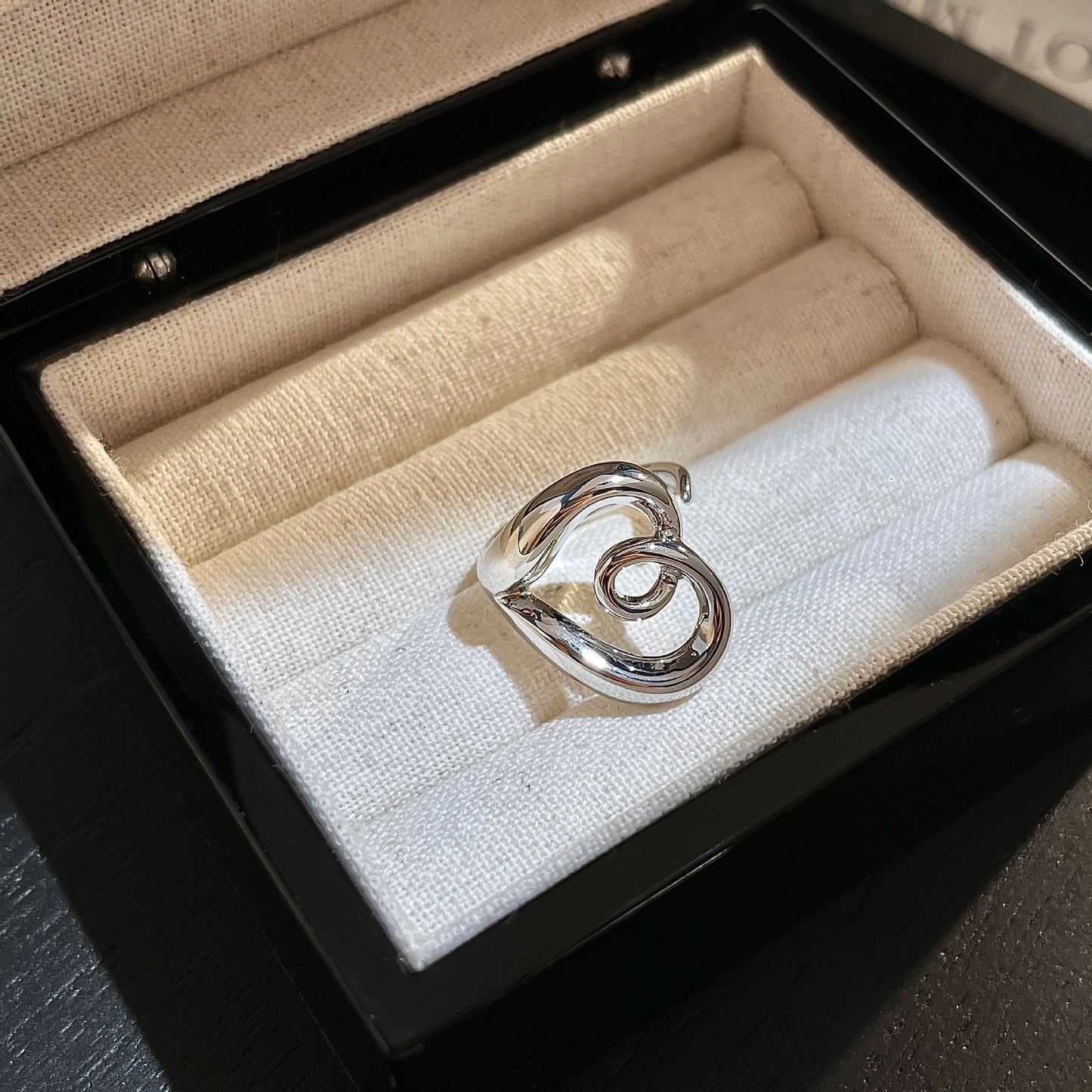 Twirly sterling silver ring