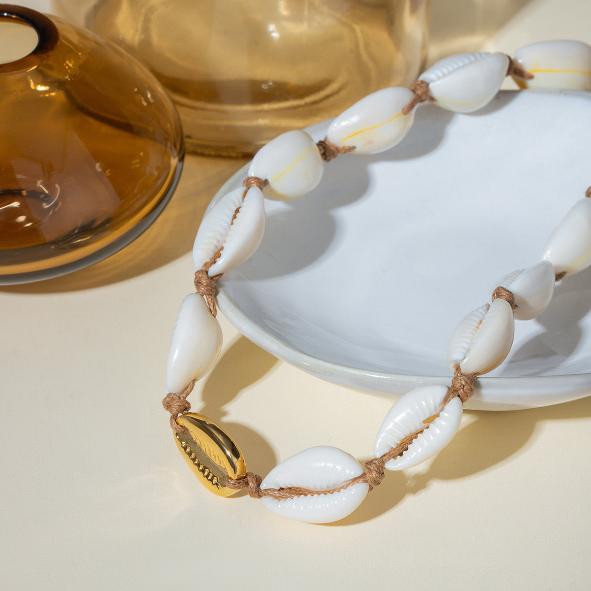 Rebecca Natural sea shell necklace